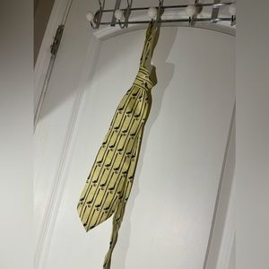 Vintage Wembley golf tie